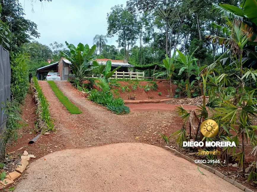 Chácara com 2 quartos à venda, 100m2 em Piracaia - SP - imagem 4 Foto 4 de Chácara com 2 quartos à venda, 100m2 em Piracaia - SP