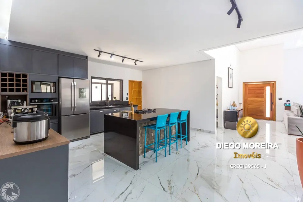 Foto 6 de Casa de Condomínio com 3 quartos à venda, 510m2 em Jardim Shangri-Lá, Atibaia - SP