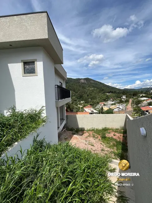 Foto 4 de Casa com 3 quartos à venda, 262m2 em Mairipora - SP