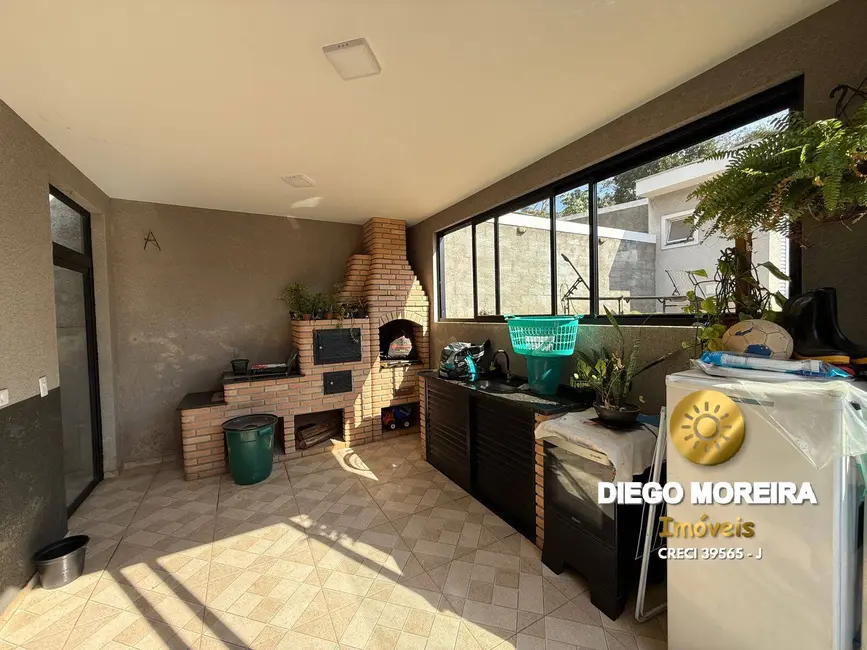 Foto 3 de Casa com 3 quartos à venda, 315m2 em Mairipora - SP