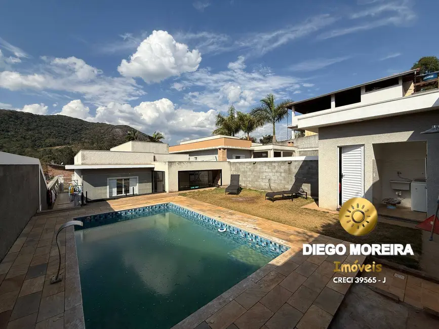 Foto 2 de Casa com 3 quartos à venda, 315m2 em Mairipora - SP