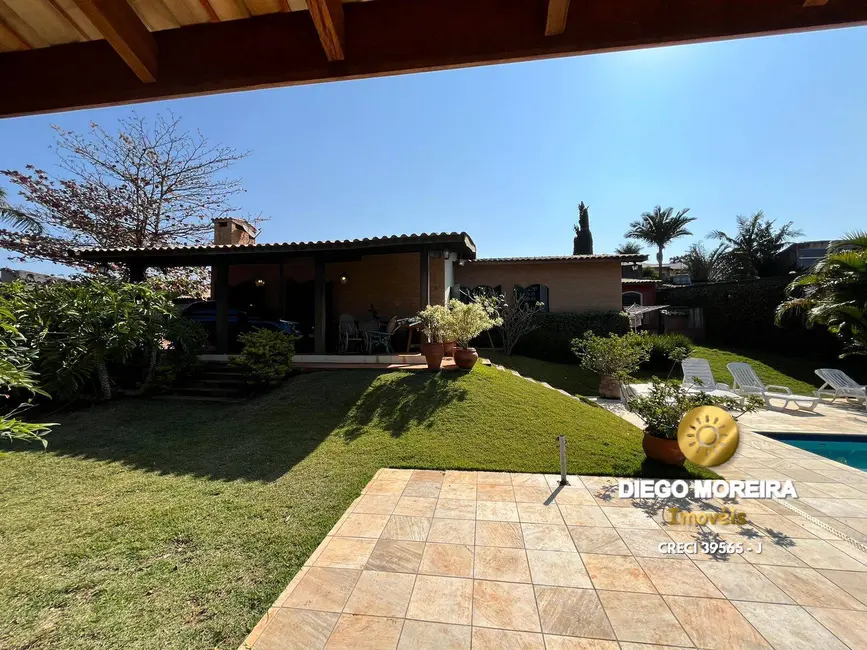 Foto 5 de Chácara com 5 quartos à venda, 2600m2 em Vila Petrópolis, Atibaia - SP