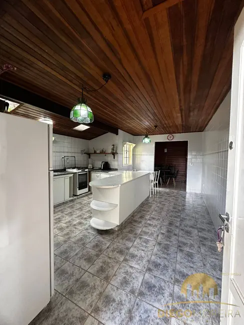 Foto 3 de Chácara com 4 quartos à venda, 2500m2 em Mairipora - SP