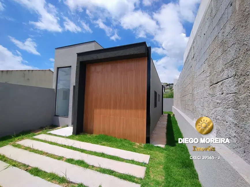 Foto 2 de Casa com 2 quartos à venda, 140m2 em Mairipora - SP