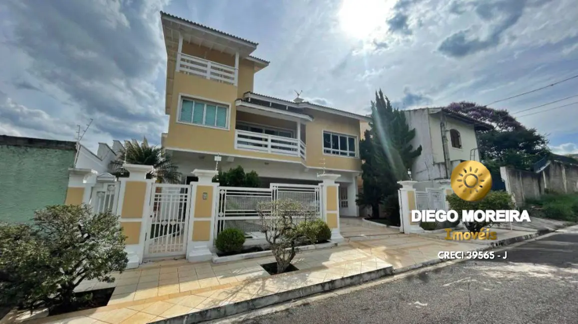 Foto 3 de Casa com 8 quartos à venda, 800m2 em Vila Santista, Atibaia - SP