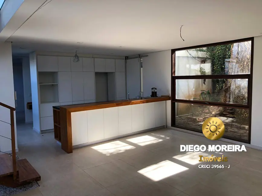 Foto 4 de Casa com 3 quartos à venda, 403m2 em Vila Junqueira, Atibaia - SP