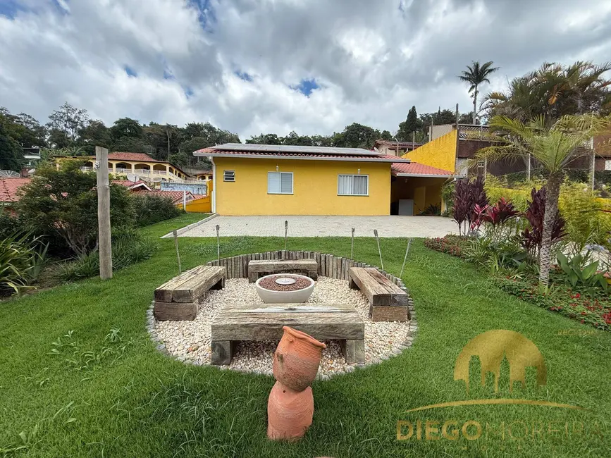 Foto 2 de Casa com 3 quartos à venda, 161m2 em Mairipora - SP