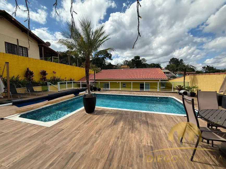 Foto 1 de Casa com 3 quartos à venda, 161m2 em Mairipora - SP