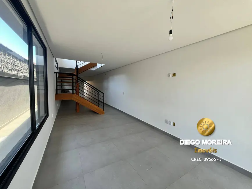 Foto 5 de Casa com 3 quartos à venda, 160m2 em Loteamento Loanda, Atibaia - SP