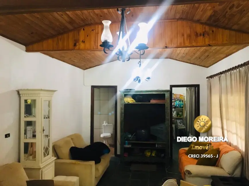 Sítio / Rancho com 2 quartos à venda, 22000m2 em Estância Santa Maria do Portão, Atibaia - SP - imagem 4 Foto 4 de Sítio / Rancho com 2 quartos à venda, 22000m2 em Estância Santa Maria do Portão, Atibaia - SP