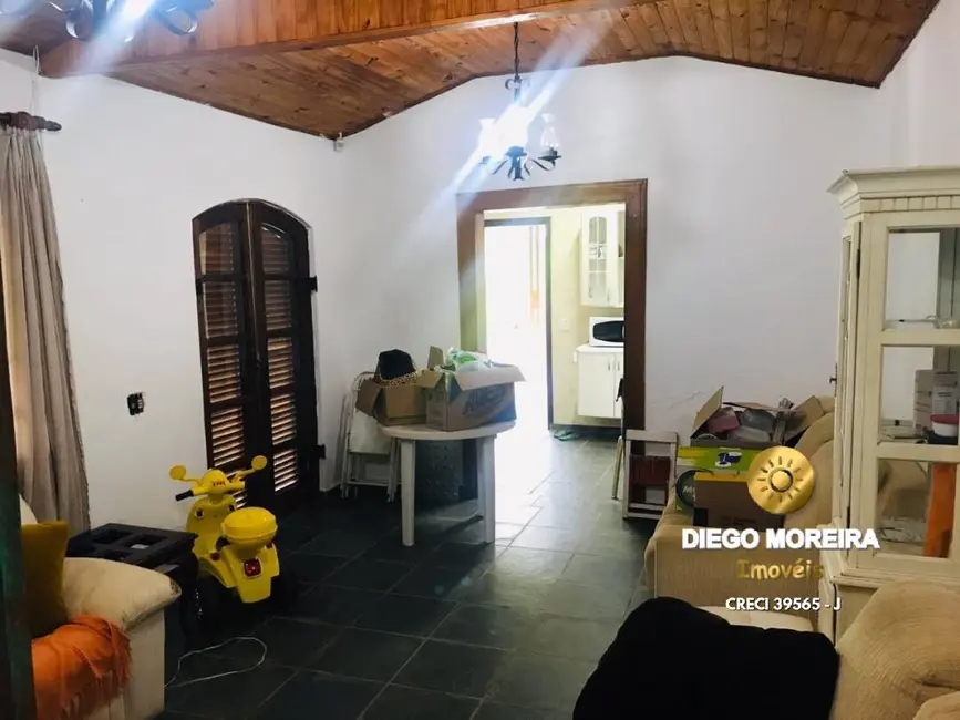 Sítio / Rancho com 2 quartos à venda, 22000m2 em Estância Santa Maria do Portão, Atibaia - SP - imagem 8 Foto 8 de Sítio / Rancho com 2 quartos à venda, 22000m2 em Estância Santa Maria do Portão, Atibaia - SP