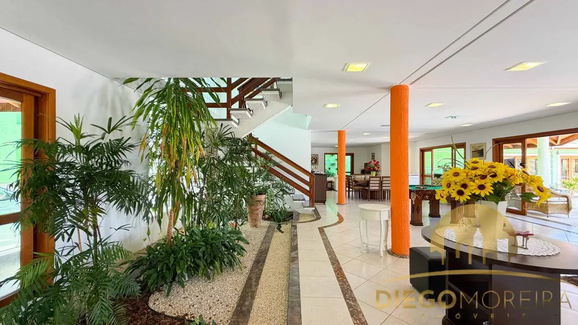 Foto 3 de Chácara com 7 quartos à venda, 590m2 em Piracaia - SP