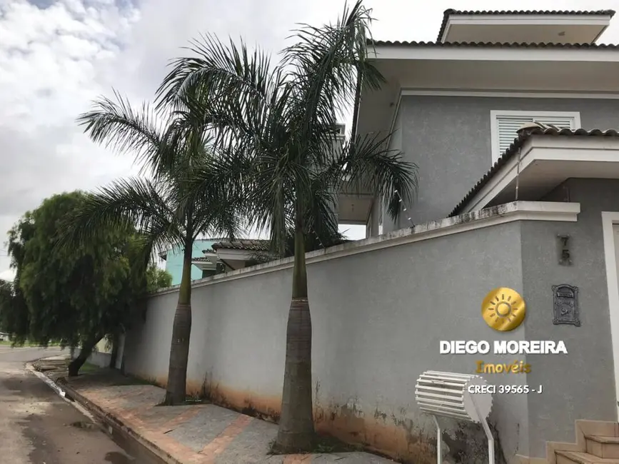 Foto 2 de Casa com 3 quartos à venda, 264m2 em Nova Cerejeira, Atibaia - SP