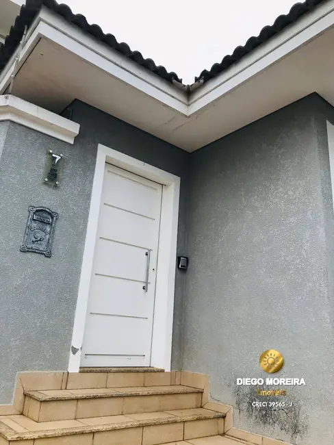 Foto 3 de Casa com 3 quartos à venda, 264m2 em Nova Cerejeira, Atibaia - SP