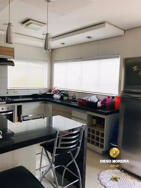 Foto 9 de Casa com 3 quartos à venda, 264m2 em Nova Cerejeira, Atibaia - SP