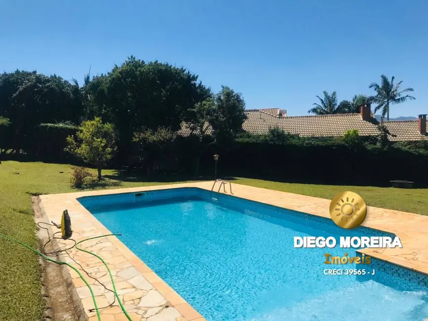 Chácara com 3 quartos à venda, 2000m2 em Piracaia - SP - imagem 4 Foto 4 de Chácara com 3 quartos à venda, 2000m2 em Piracaia - SP