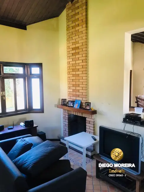 Chácara com 3 quartos à venda, 2000m2 em Piracaia - SP - imagem 9 Foto 9 de Chácara com 3 quartos à venda, 2000m2 em Piracaia - SP