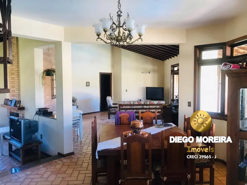 Chácara com 3 quartos à venda, 2000m2 em Piracaia - SP - imagem 7 Foto 7 de Chácara com 3 quartos à venda, 2000m2 em Piracaia - SP