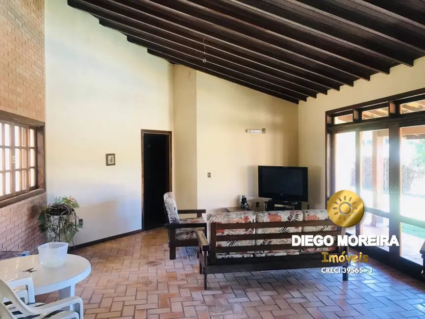 Chácara com 3 quartos à venda, 2000m2 em Piracaia - SP - imagem 8 Foto 8 de Chácara com 3 quartos à venda, 2000m2 em Piracaia - SP