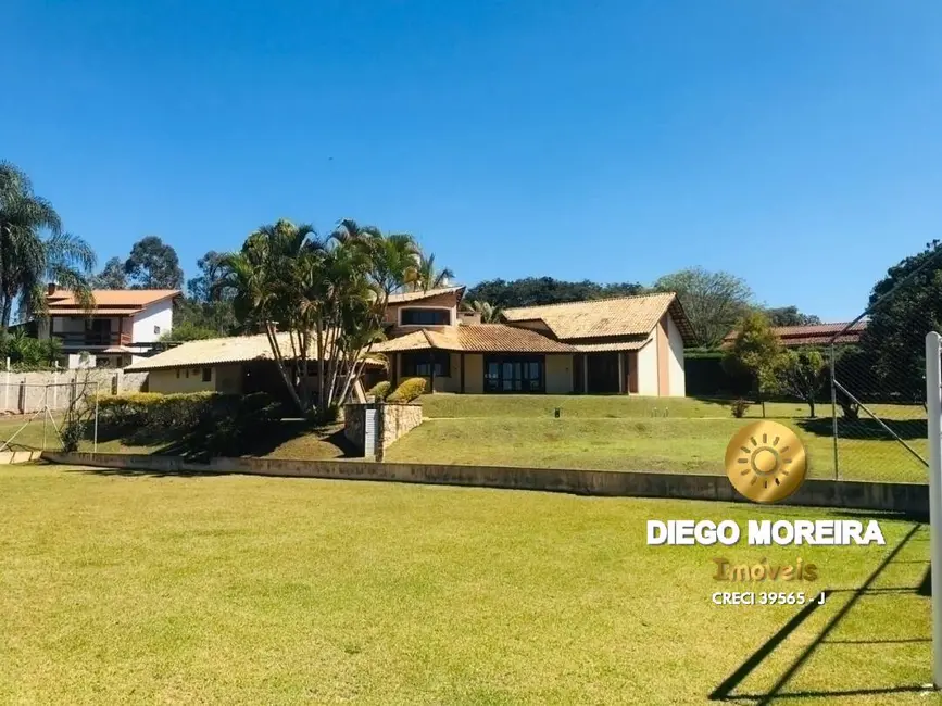 Chácara com 3 quartos à venda, 2000m2 em Piracaia - SP - imagem 3 Foto 3 de Chácara com 3 quartos à venda, 2000m2 em Piracaia - SP