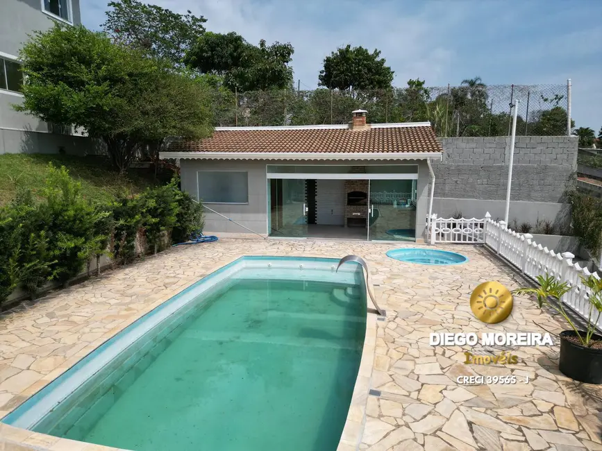 Foto 3 de Chácara com 5 quartos à venda, 1050m2 em Centro, Bom Jesus Dos Perdoes - SP