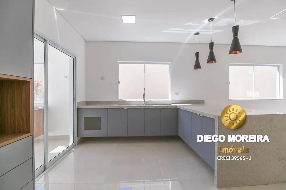 Foto 7 de Casa com 4 quartos à venda e para alugar, 172m2 em Vila Esperia ou Giglio, Atibaia - SP