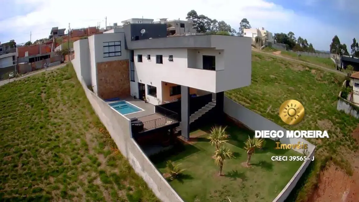 Foto 2 de Casa de Condomínio com 3 quartos à venda, 248m2 em Mairipora - SP