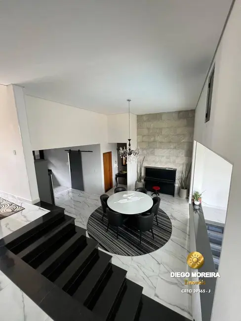 Foto 7 de Casa de Condomínio com 3 quartos à venda, 248m2 em Mairipora - SP