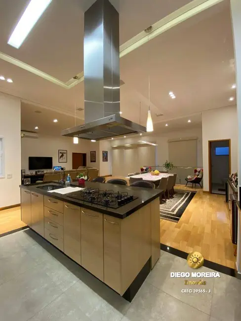 Foto 9 de Casa de Condomínio com 3 quartos à venda, 1511m2 em Mairipora - SP