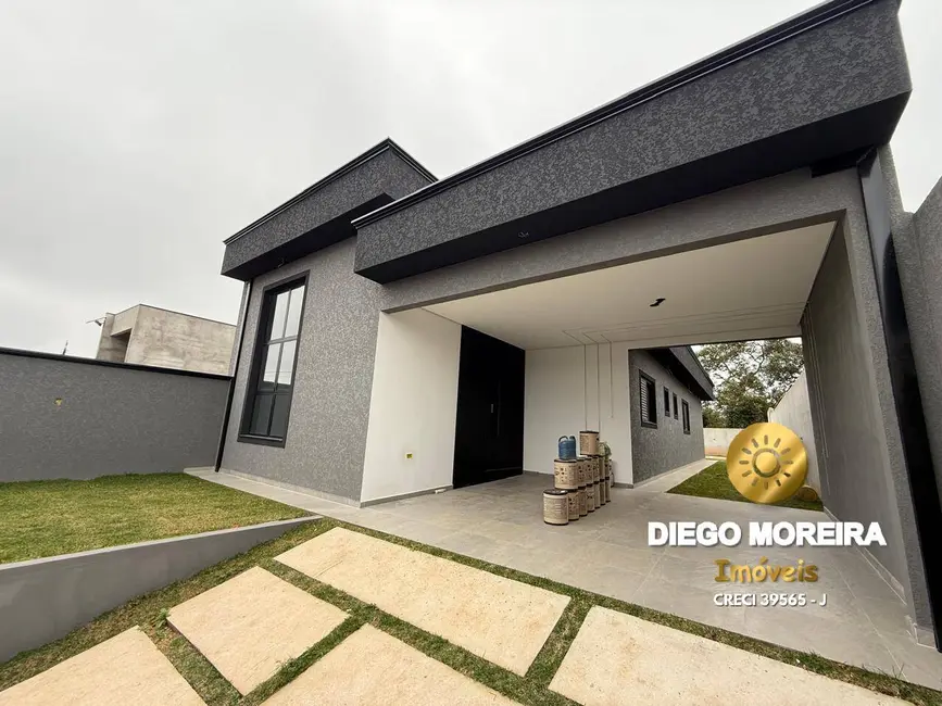 Foto 1 de Casa com 3 quartos à venda, 325m2 em Mairipora - SP