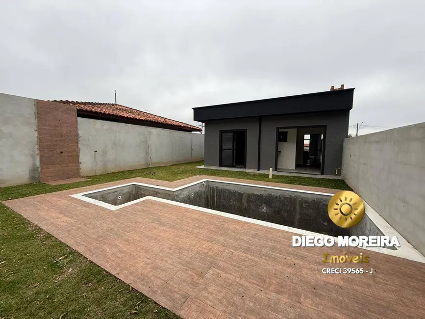 Foto 2 de Casa com 3 quartos à venda, 325m2 em Mairipora - SP