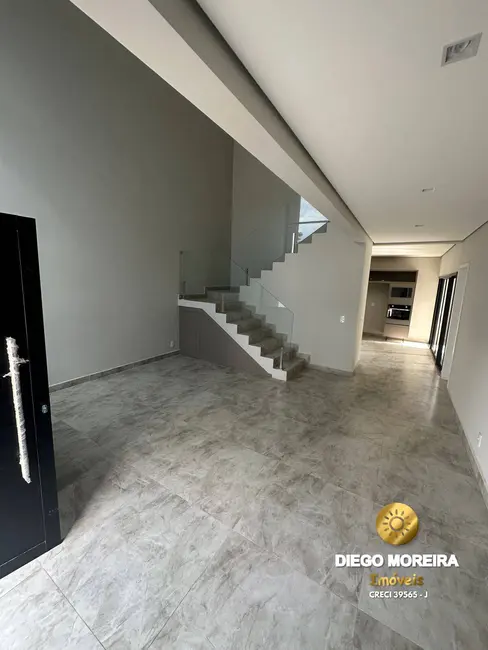 Casa de Condomínio com 3 quartos à venda e para alugar, 174m2 em Loteamento Jardim Morumbi, Atibaia - SP - imagem 3 Foto 3 de Casa de Condomínio com 3 quartos à venda e para alugar, 174m2 em Loteamento Jardim Morumbi, Atibaia - SP