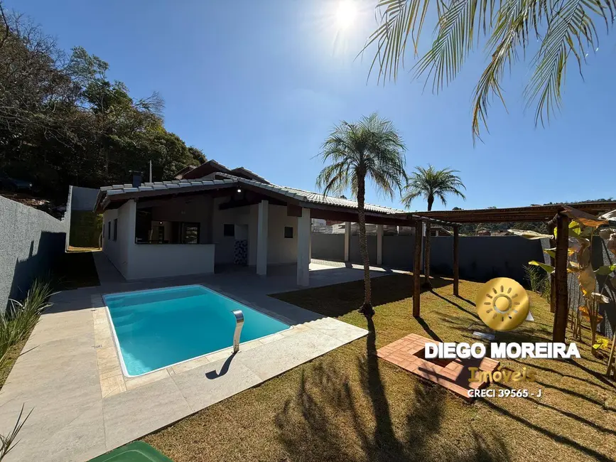 Foto 1 de Casa com 3 quartos à venda, 184m2 em Jardim Estância Brasil, Atibaia - SP