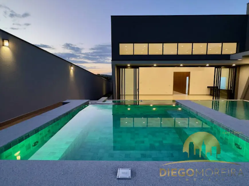 Foto 1 de Casa de Condomínio com 4 quartos à venda, 800m2 em Boa Vista, Atibaia - SP