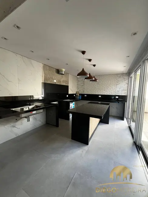 Foto 2 de Casa com 2 quartos à venda, 171m2 em Laranjeiras, Caieiras - SP