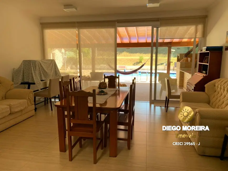 Foto 3 de Chácara com 4 quartos à venda, 285m2 em Piracaia - SP