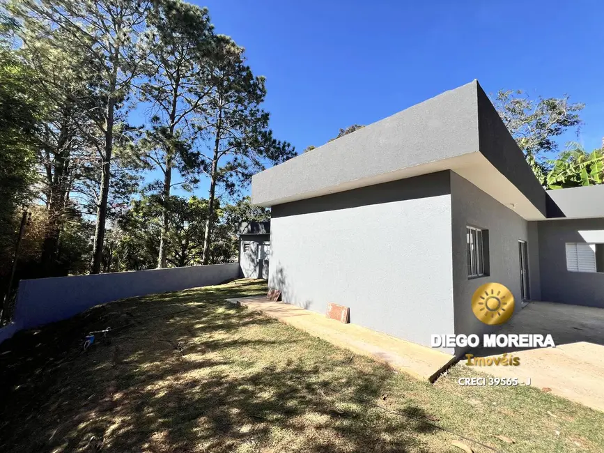Chácara com 3 quartos à venda, 1250m2 em Estância San Remo, Atibaia - SP - imagem 9 Foto 9 de Chácara com 3 quartos à venda, 1250m2 em Estância San Remo, Atibaia - SP