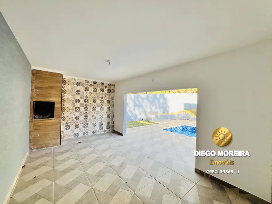 Chácara com 3 quartos à venda, 1250m2 em Estância San Remo, Atibaia - SP - imagem 4 Foto 4 de Chácara com 3 quartos à venda, 1250m2 em Estância San Remo, Atibaia - SP