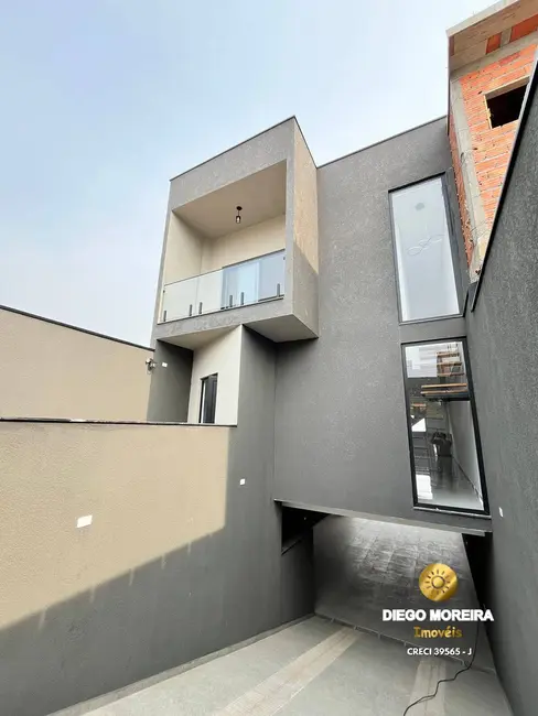 Foto 2 de Casa com 3 quartos à venda, 150m2 em Laranjeiras, Caieiras - SP