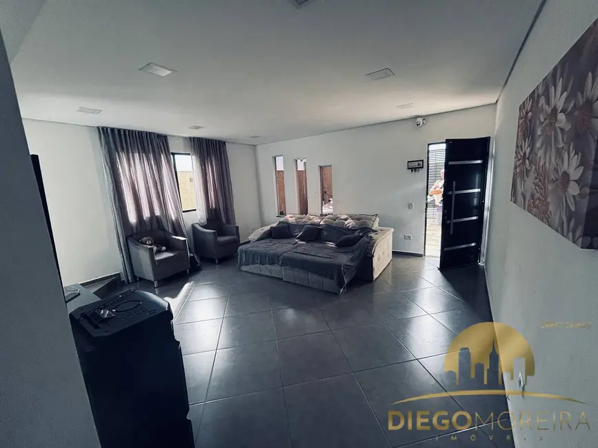 Casa com 3 quartos para alugar, 127m2 em Mairipora - SP - imagem 6 Foto 6 de Casa com 3 quartos para alugar, 127m2 em Mairipora - SP