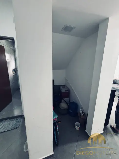 Casa com 3 quartos para alugar, 127m2 em Mairipora - SP - imagem 8 Foto 8 de Casa com 3 quartos para alugar, 127m2 em Mairipora - SP