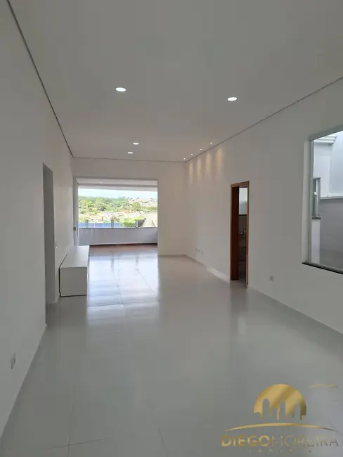 Foto 3 de Casa de Condomínio com 3 quartos para alugar, 290m2 em Jardim Maristela, Atibaia - SP