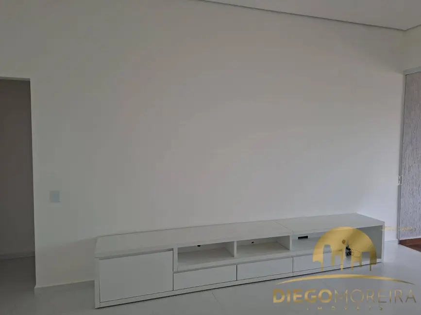 Foto 7 de Casa de Condomínio com 3 quartos para alugar, 290m2 em Jardim Maristela, Atibaia - SP