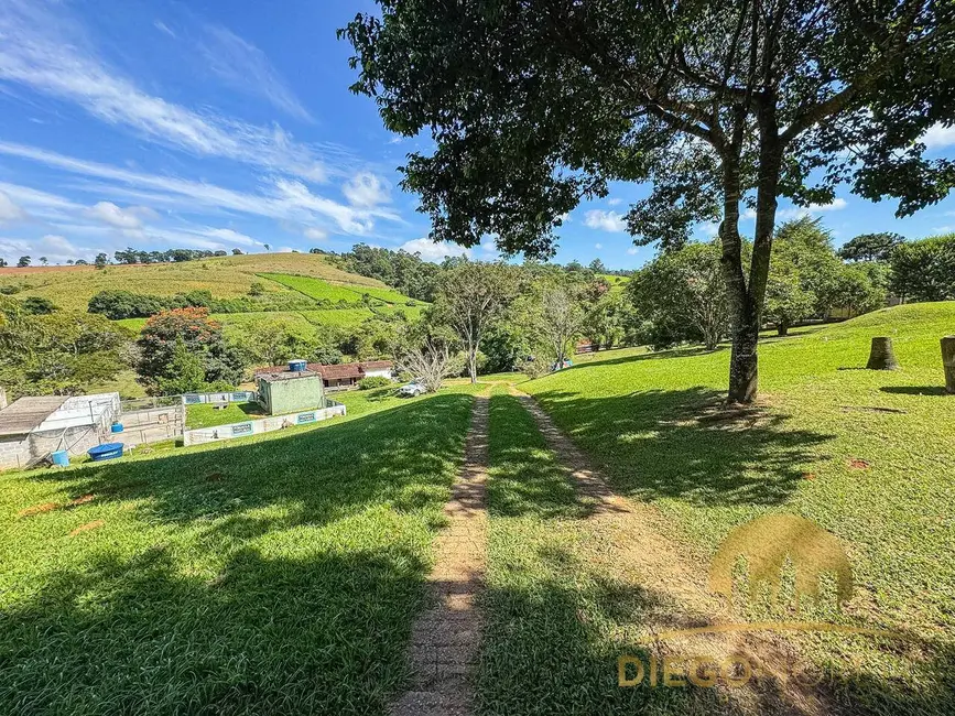 Foto 4 de Sítio / Rancho com 2 quartos à venda, 150m2 em Piracaia - SP