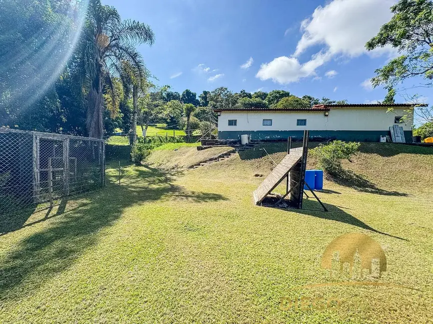 Foto 2 de Sítio / Rancho com 2 quartos à venda, 150m2 em Piracaia - SP