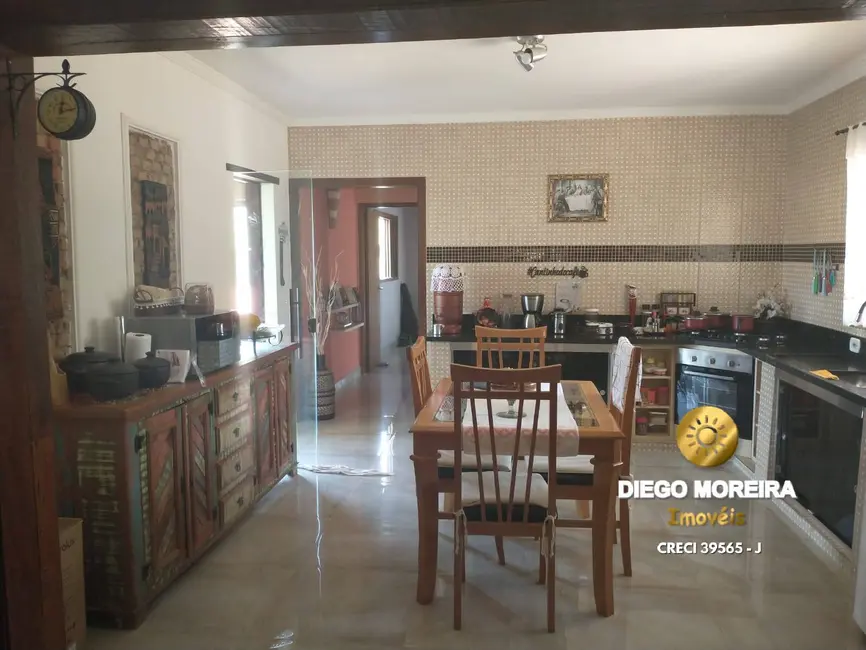 Foto 6 de Chácara com 3 quartos à venda, 211m2 em Piracaia - SP