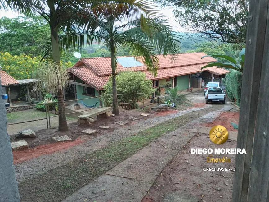 Foto 1 de Chácara com 3 quartos à venda, 211m2 em Piracaia - SP