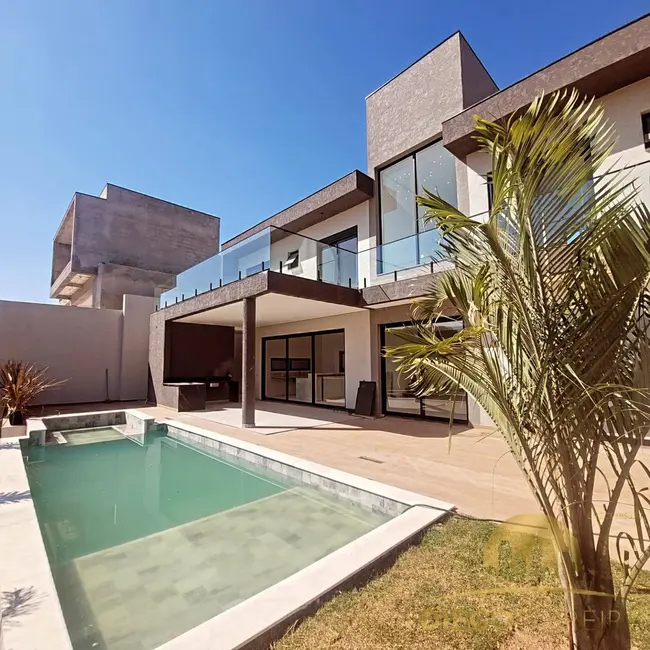 Casa de Condomínio com 4 quartos à venda, 330m2 em Condomínio Residencial Itaporã de Atibaia, Atibaia - SP - imagem 2 Foto 2 de Casa de Condomínio com 4 quartos à venda, 330m2 em Condomínio Residencial Itaporã de Atibaia, Atibaia - SP