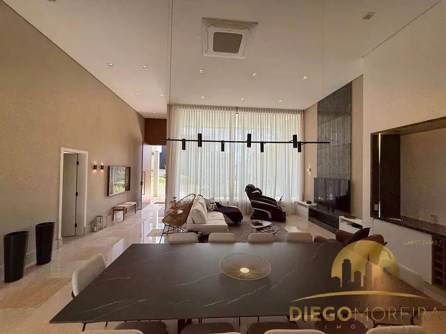 Casa de Condomínio com 5 quartos à venda, 319m2 em Piracaia - SP - imagem 7 Foto 7 de Casa de Condomínio com 5 quartos à venda, 319m2 em Piracaia - SP