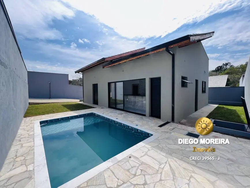 Foto 1 de Casa de Condomínio com 3 quartos à venda, 222m2 em Jardim Estância Brasil, Atibaia - SP